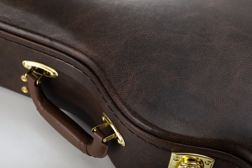 LPV - Hard Case close up leather