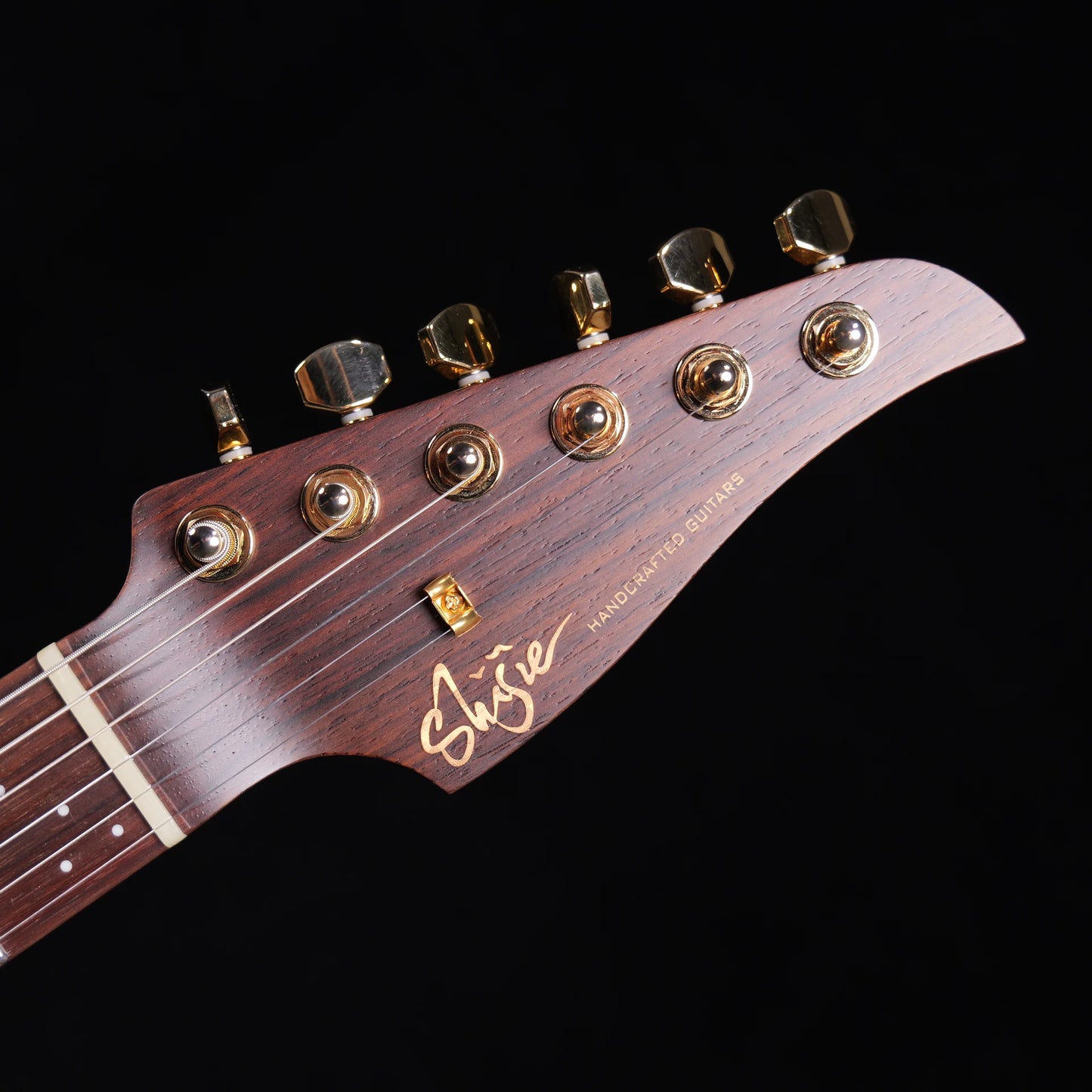 PD-Master Pegasus 10th NA swamp ash QS - Headstock