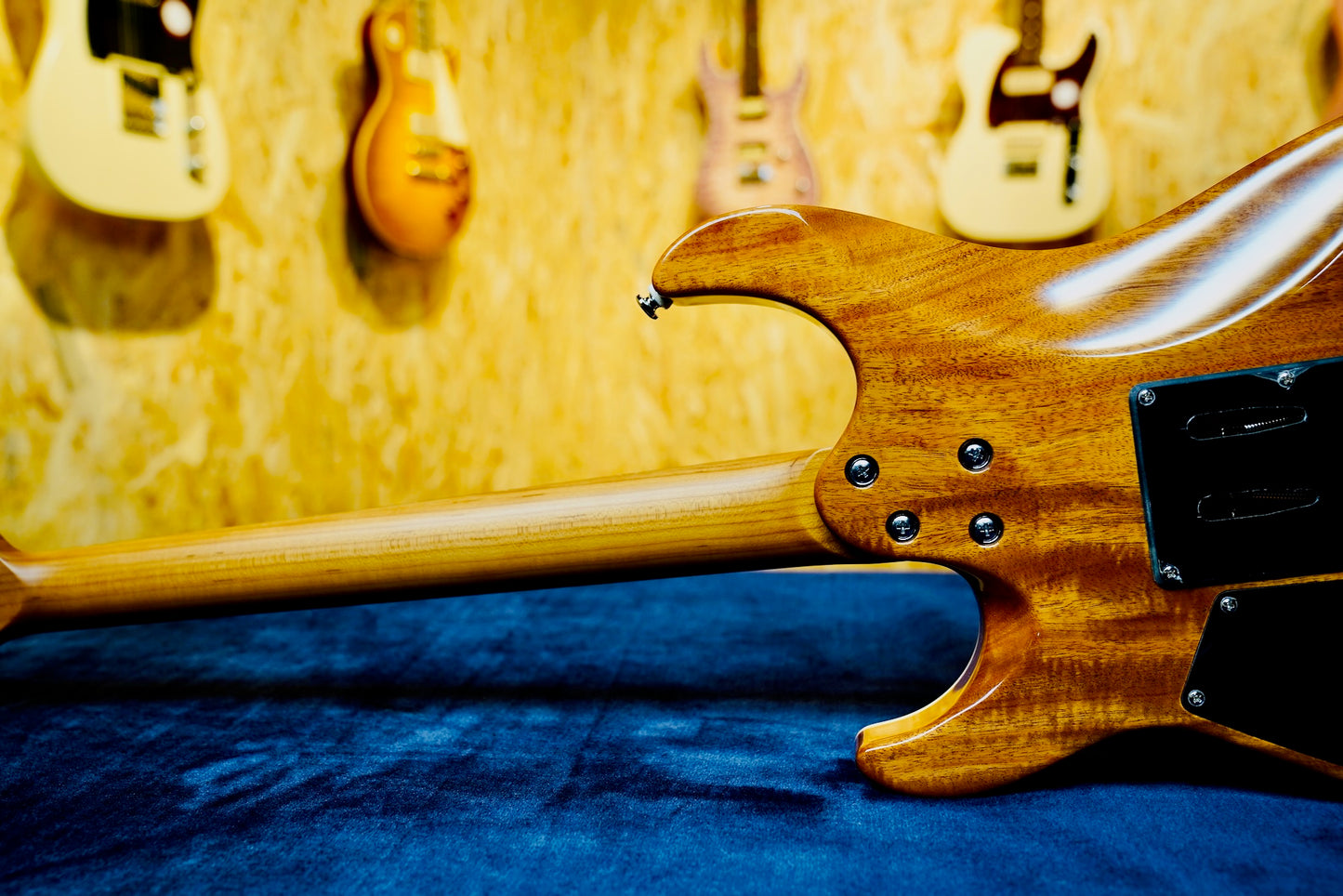 Shijie PD-S246 Mahogany Body Back and Maple Neck