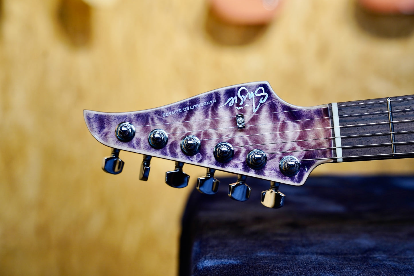 Shijie TLM - Headstock 2