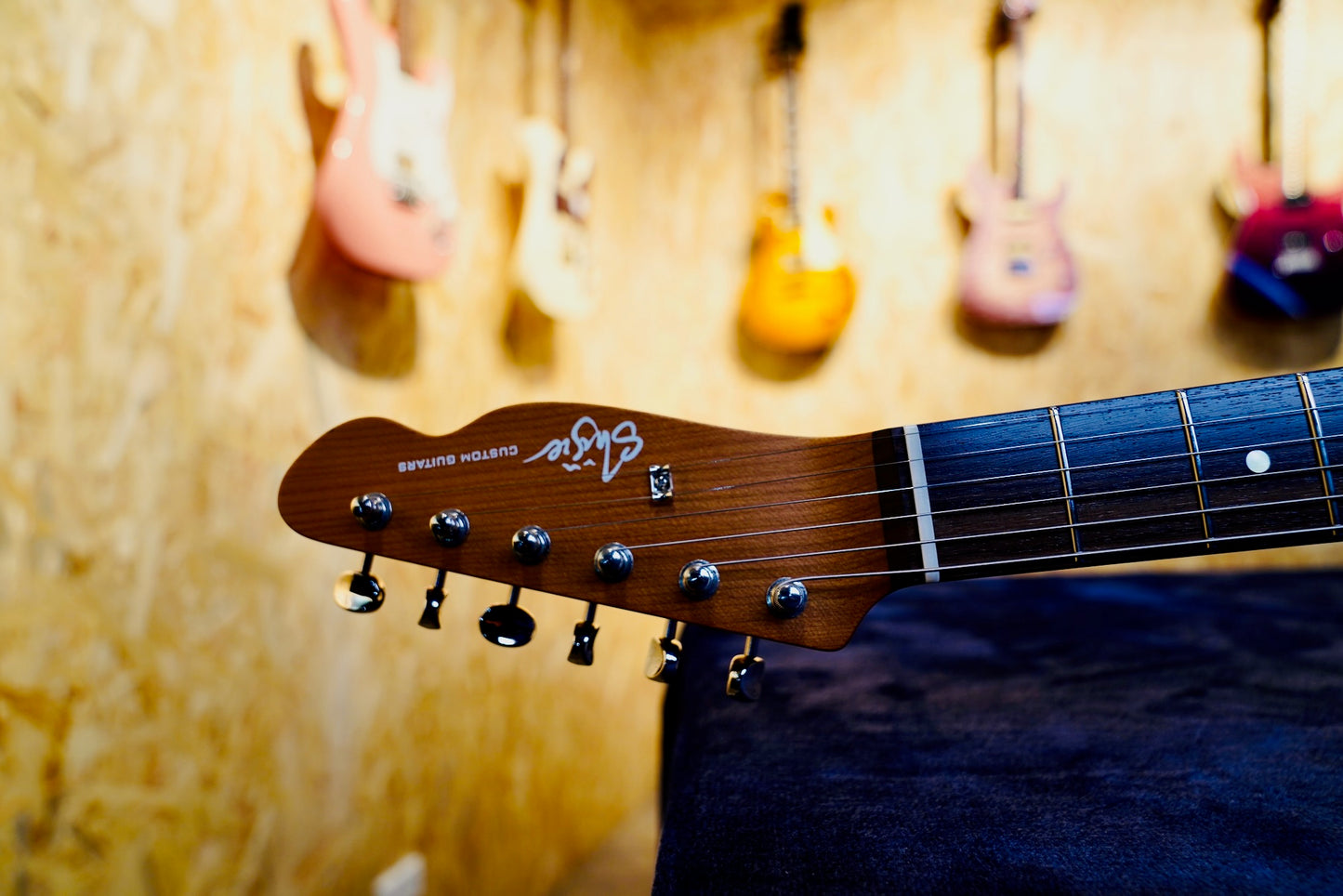 Shijie TLV Custom - Headstock 1