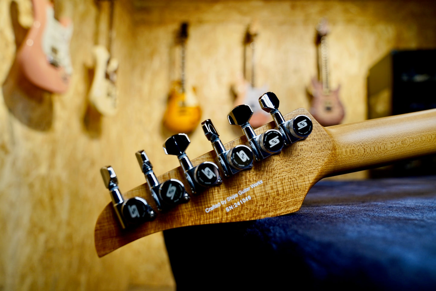 Shijie TM 5 - Headstock Back 1