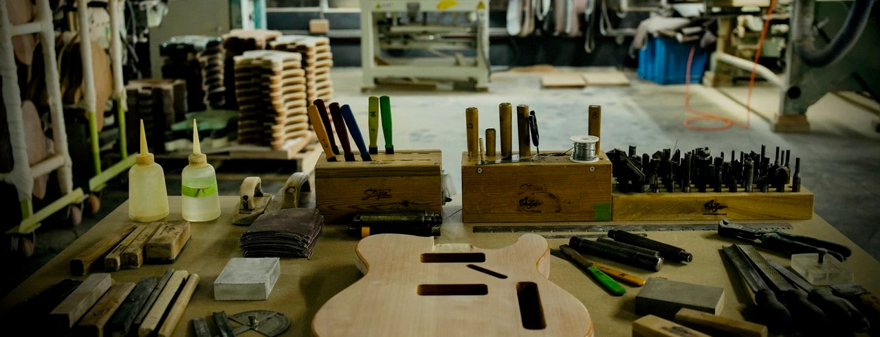 Shijie Guitars - workshop