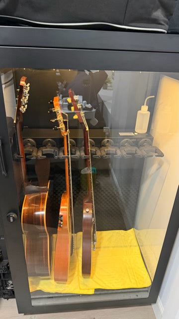 CDD-450 - Guitar Dry Cabinet from LA USA