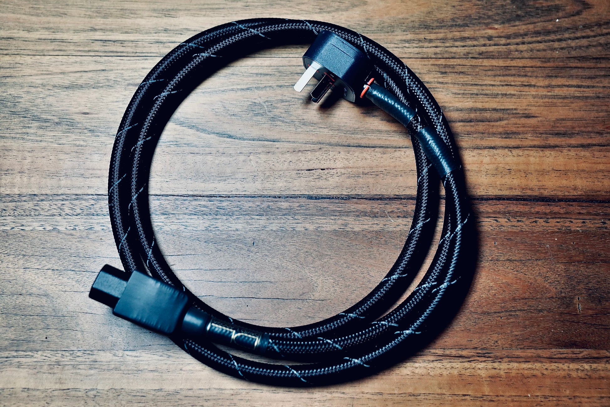 David Laboga - Energy Series Power Cable | Nuance Lab David Laboga - Energy Series Power Cable | Nuance Lab