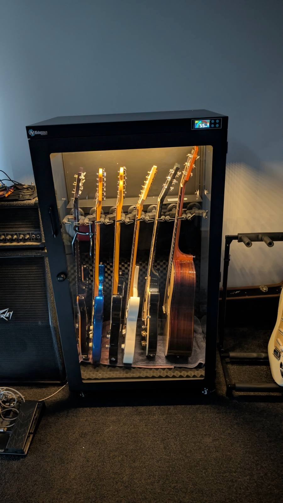 MJ - Cabinet