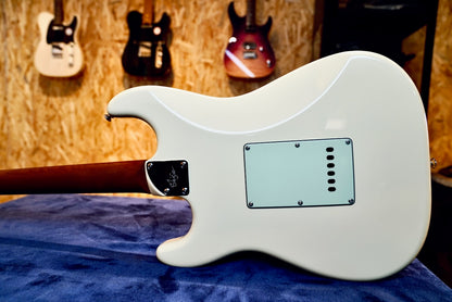 STE-Custom Vintage White - Body Back