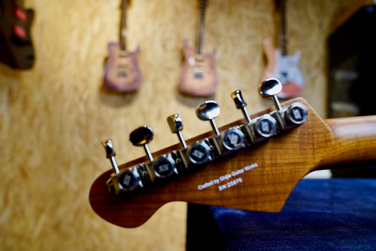 Shijie - STE-V CUSTOM Daphne Blue - Machine Heads