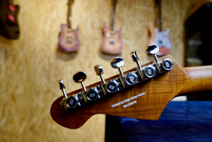 Shijie - STE-V CUSTOM Daphne Blue - Machine Heads