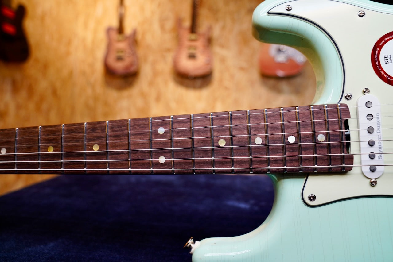 Shijie - STE-V CUSTOM Daphne Blue - Fingerboard 2