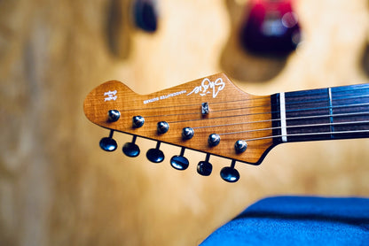 Shijie - STE-V Custom HSS - Daphne Blue - Headstock