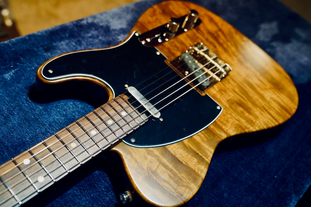 Shijie - TLV Master 10th Anniversary - Flame Phoebe Body & Rosewood Neck - Neck Joint