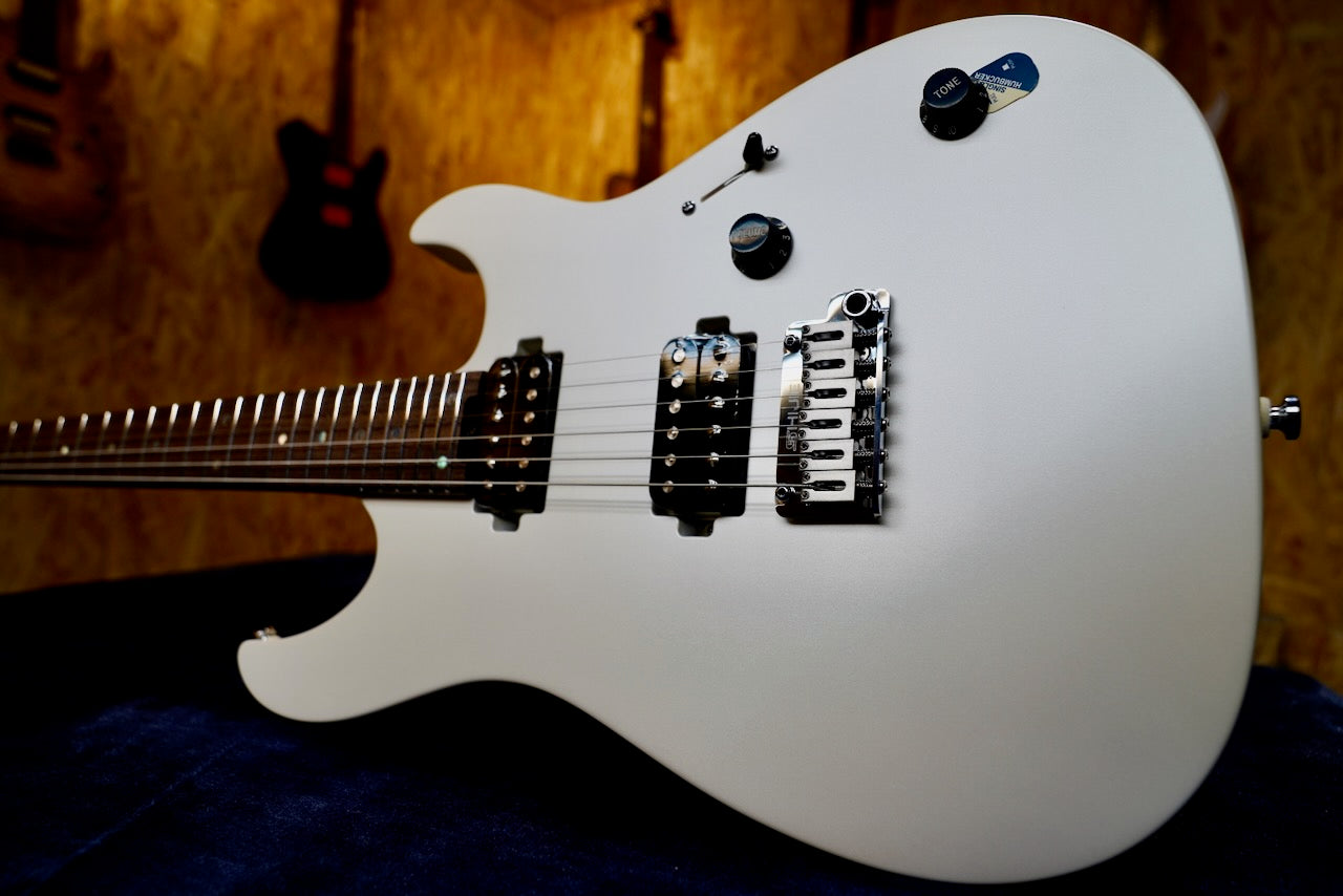 Shijie TM5 - Sand White - Body 2